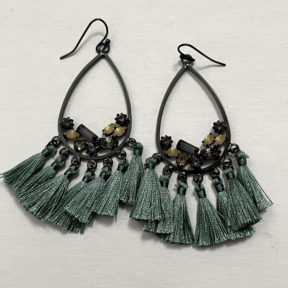 Green stone tassel dangle drop earrings